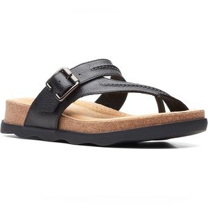 Clarks Brynn Madi Flat Sandal in Black Leather. Size 8.